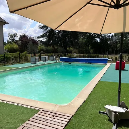 A Timeless Manor Of Discreet Luxury And Absolute Privacy