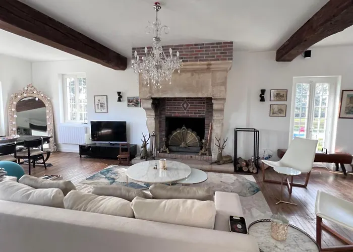 Willa A Timeless Manor Of Discreet Luxury And Absolute Privacy